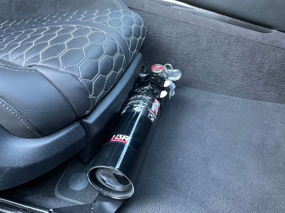 Audi R8 Seat-Mounted Fire Extinguisher Bracket